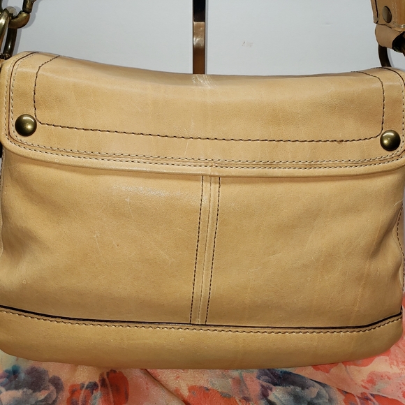 PRICE FIRM COACH LEGACY BAG & WALLET LEATHER SET. - Picture 8 of 16